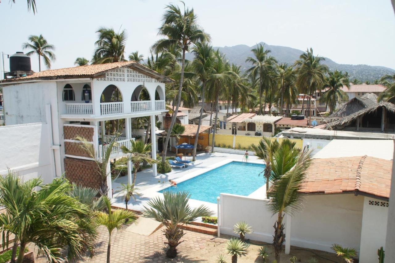 Hotel Villa Nirvana เปียเดลาคูเอสตา ภายนอก รูปภาพ